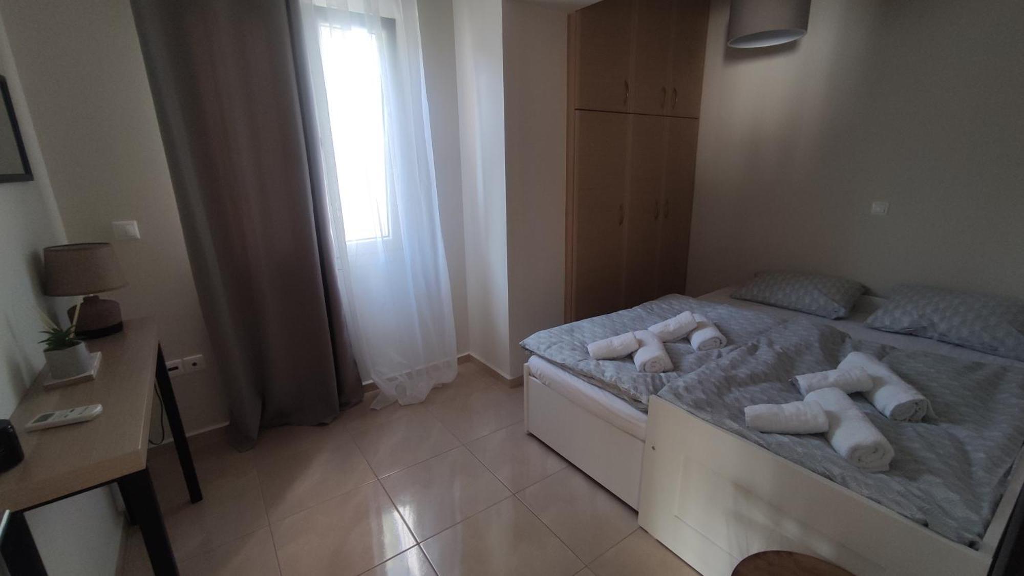 Urbi Garden Apartment Artemida  Exterior photo